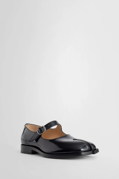 Maison Margiela Bovine Leather Mary Jane Pumps With Sheepskin Detailing And Elegant Buckle Closure In Black