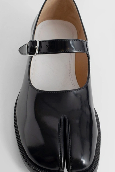 Maison Margiela Bovine Leather Mary Jane Pumps With Sheepskin Detailing And Elegant Buckle Closure In Black