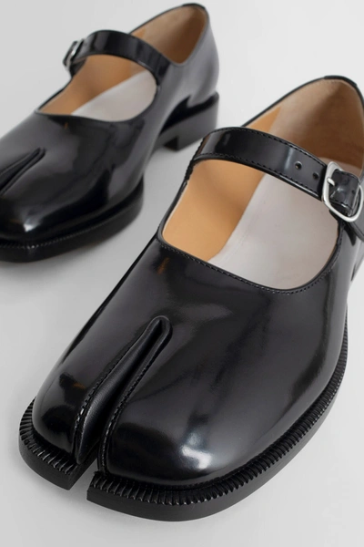 Maison Margiela Bovine Leather Mary Jane Pumps With Sheepskin Detailing And Elegant Buckle Closure In Black