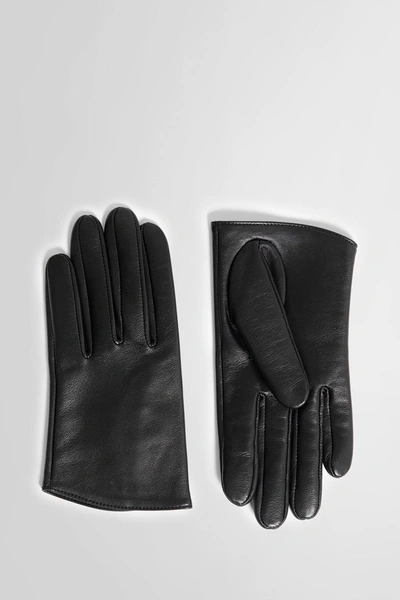 Shop Yohji Yamamoto Woman Black Gloves