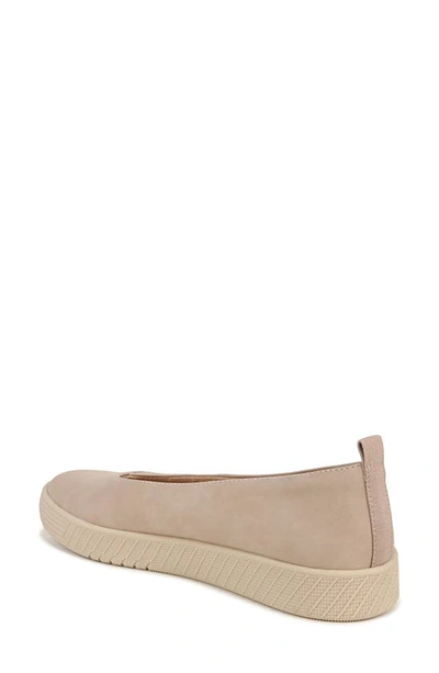 Soul Naturalizer Neela-slipon Slip-ons In Warm Taupe Beige Synthetic