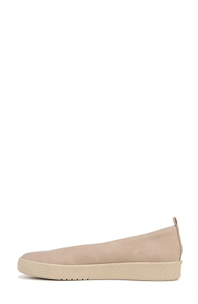 Soul Naturalizer Neela-slipon Slip-ons In Warm Taupe Beige Synthetic