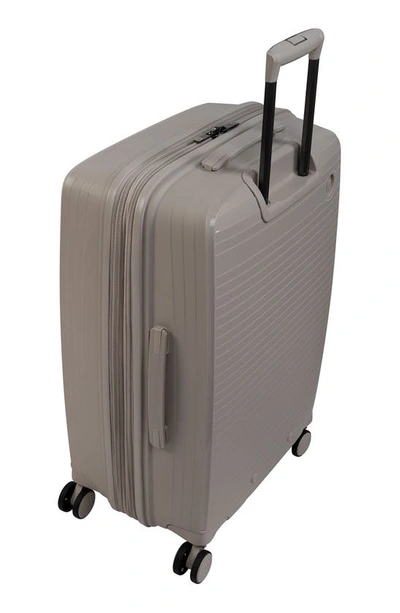 Shop It Luggage Spontaneous 27-inch Hardside Spinner Luggage In Feather Gray