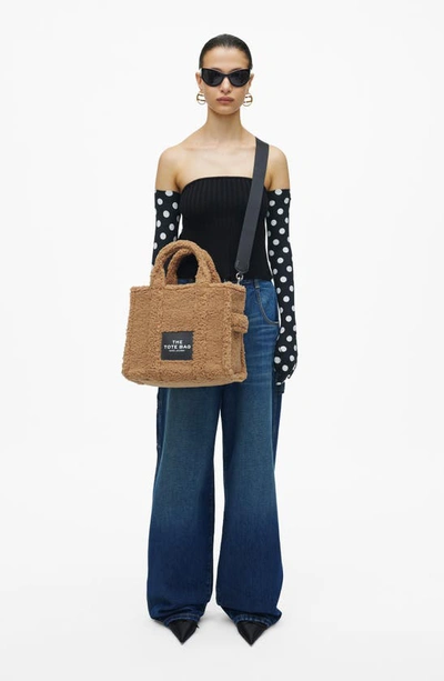 MARC JACOBS The Teddy Medium Tote in Camel – Cayman's