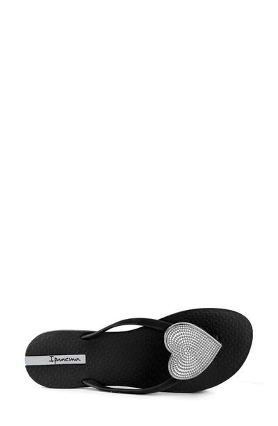 Ipanema Wave Heart Flip Flop In Black/ Silver