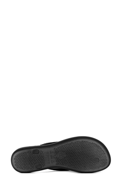 Shop Ipanema Wave Heart Flip Flop In Black/ Silver