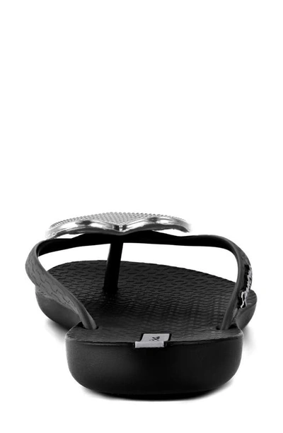 Ipanema Wave Heart Flip Flop In Black/ Silver