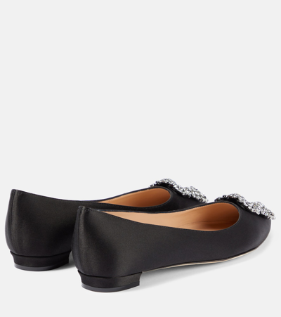 Manolo Blahnik 10mm Hangisi Fmc Velvet Flats In Black