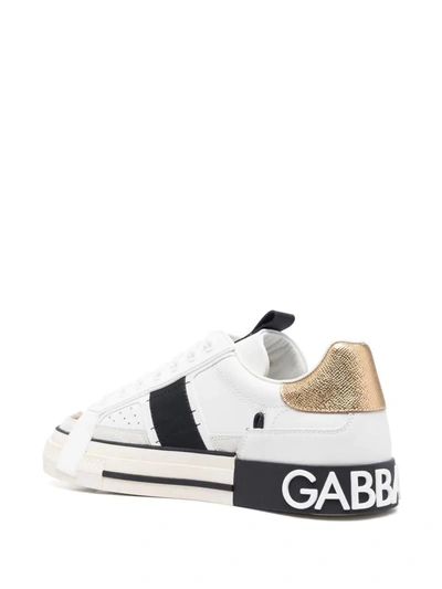Shop Dolce & Gabbana Sneakers In Bianco/oro Scuro