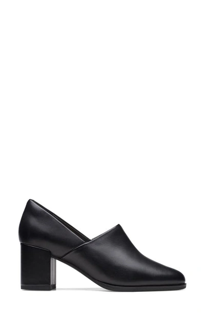 Shop Clarks Freva55 Lily Pump In Black Leather