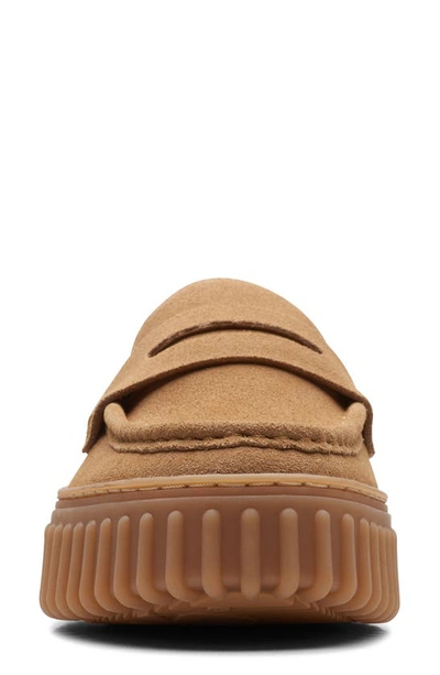 Clarks Torhill Platform Penny Loafer In Light Tan Suede