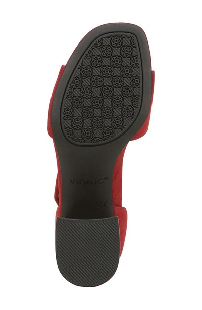 Vionic Chardonnay Block Heel Sandal In Syrah Red