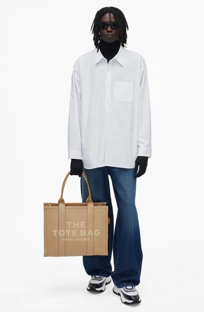 Marc Jacobs Women's Tote The Large Logo In Camel