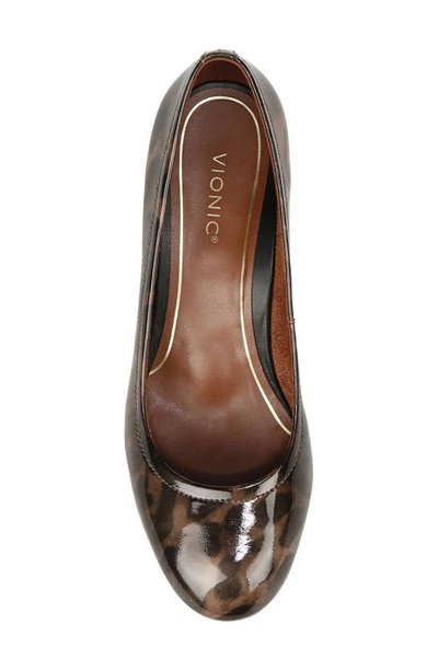 Vionic Carmel Pump In Black Leopard