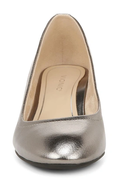 Vionic Carmel Pump In Pewter