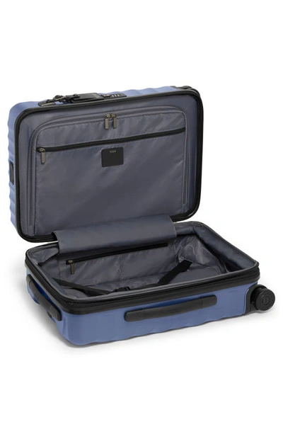 Shop Tumi 22-inch 19 Degrees International Expandable Spinner Carry-on In Slate Blue Texture