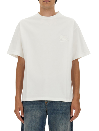 Shop Etro T-shirt With Pegasus Embroidery In Bianco