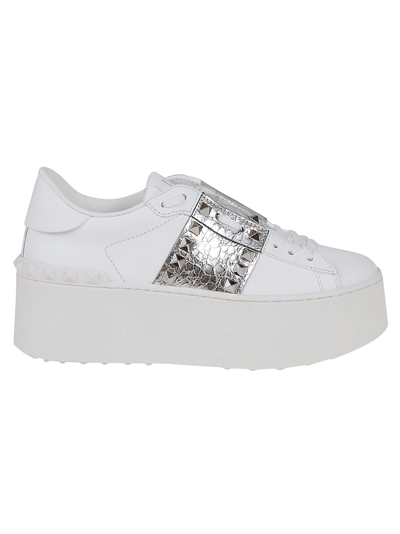 Shop Valentino Sneaker Flatform Rockstud Untitled In Bianco Silver Bianco