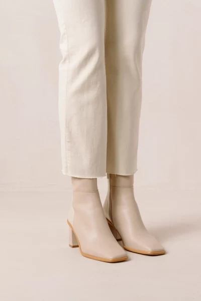 Shop Alohas West Cape Leather Ankle Boot In Cream