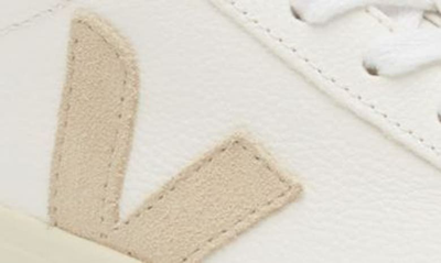 Veja V-12 Leather Extra White Sable Trainers In Extra-white Almond