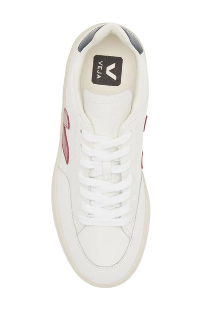Shop Veja V-10 Sneaker In Extra-white Marsala Nautico