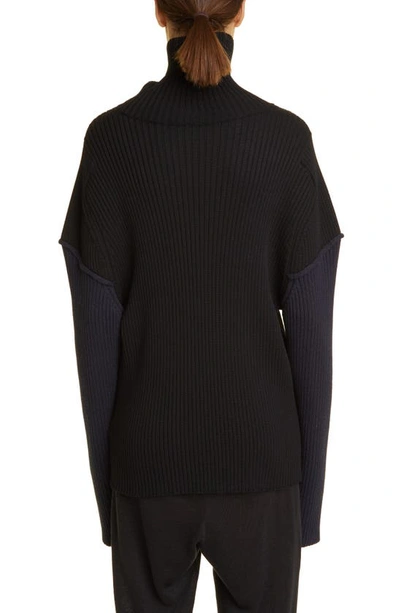 Shop The Row Dua Cotton & Cashmere Rib Turtleneck Sweater In Black/ Navy