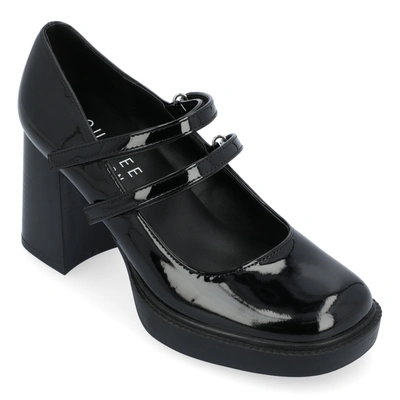 Shop Journee Collection Collection Women's Tru Comfort Foam Shasta Pumps In Black