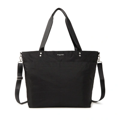 Baggallini Extra-large Carryall Tote In Black