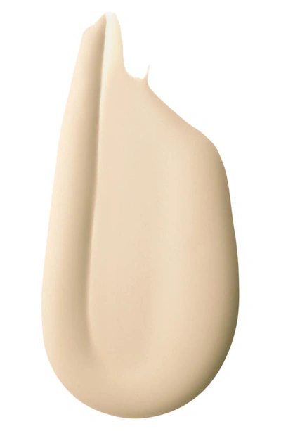 Mac Cosmetics Studio Radiance Serum-powered Foundation In Nc5