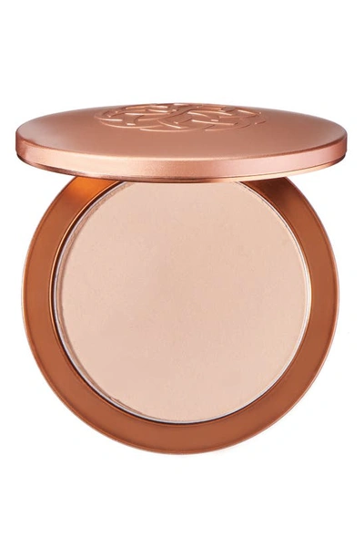 Shop Yensa Super Serum Silk Pressed Powder Foundation In Light 1