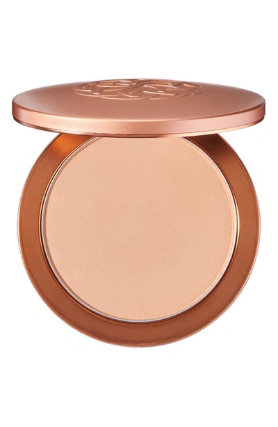 Shop Yensa Super Serum Silk Pressed Powder Foundation In Medium 1