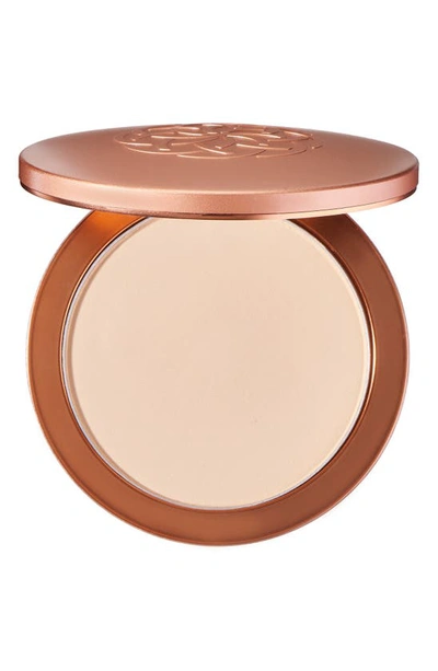 Shop Yensa Super Serum Silk Pressed Powder Foundation In Fair 3