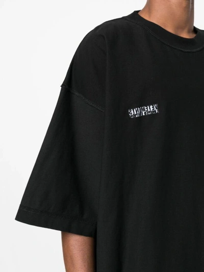 Shop Vetements Men Inside Out T-shirt In Black