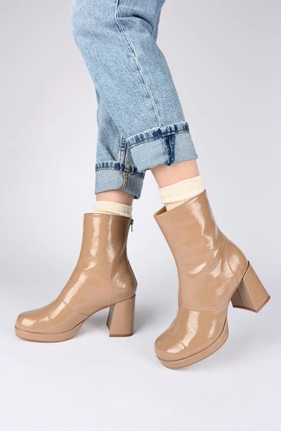 Journee Collection Aylani Bootie In Rose
