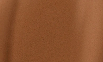 Gucci Concentré De Beauté Multi-use Crease Proof And Hydrating Concealer 51n 0.27 oz In 33 Deep