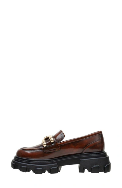 Shop Lisa Vicky Decide Lug Sole Loafer In Walnut