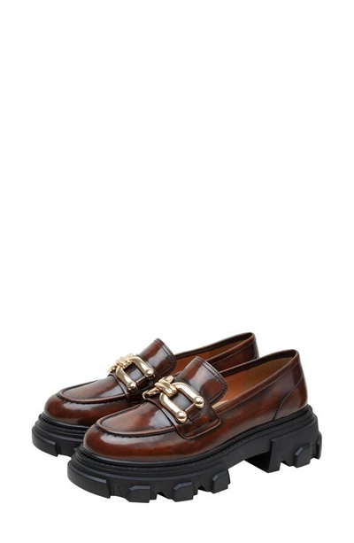 Shop Lisa Vicky Decide Lug Sole Loafer In Walnut