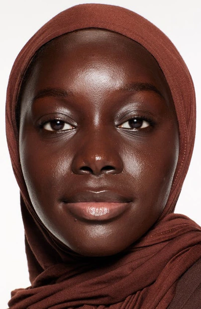 Shiseido Revitalessence Skin Glow Foundation Spf 30 In 560 Obsidian