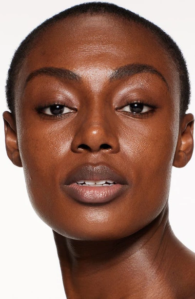 Shiseido Revitalessence Skin Glow Foundation Spf 30 In 530 Henna