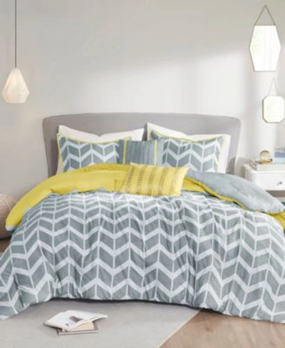 Shop Intelligent Design Nadia Reversible Comforter Sets In Yellow