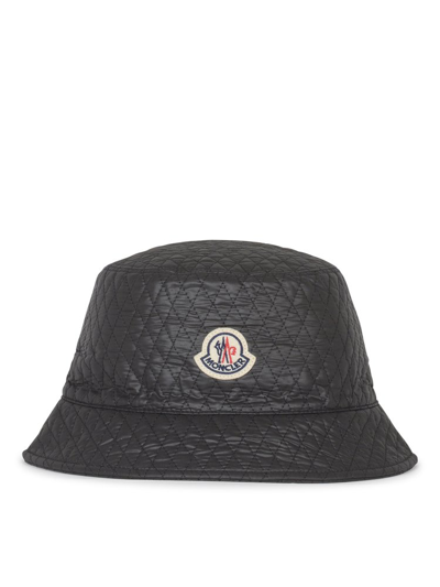 Shop Moncler Logo Patch Quilted Bucket Hat In Black