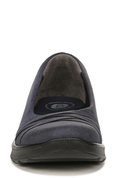 Bzees Poppy Seed 3 Womens Rhinestone Slip On Slip-on Sneakers In Navy