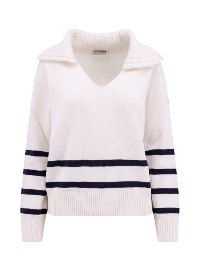 MONCLER MONCLER STRIPE DETAILED COLLARED HOODIE 