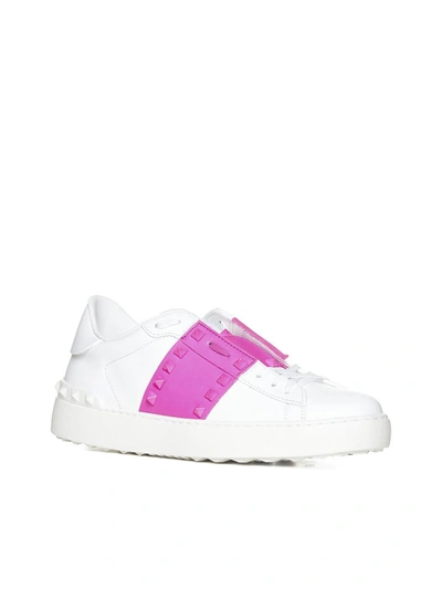 Shop Valentino Garavani Sneakers In Bianco/pink Pp/bianco