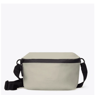 Shop Ucon Acrobatics | Jona Medium Bag | Lotus Series | Pastel Green