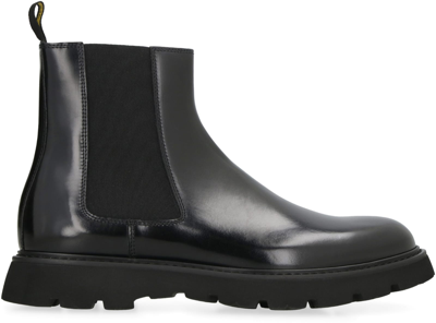 Shop Doucal's Leather Chelsea-boots In Black