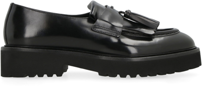 Doucal's Fringed Leather Loafers In Black