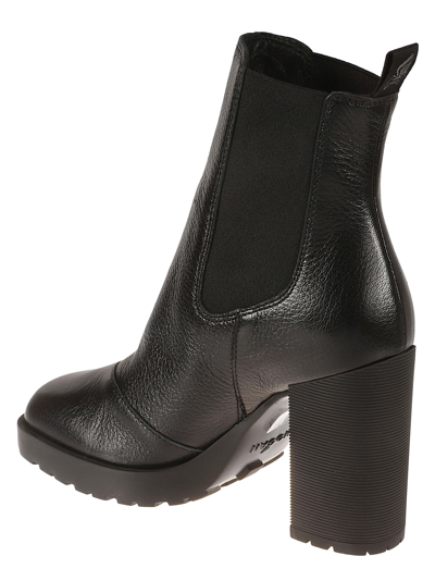 Shop Hogan H623 Chelsea Boots In Black
