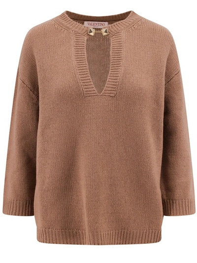 Shop Valentino Iconic Studs Cashmere Sweater In Brown