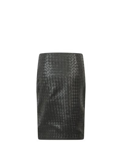 Shop Bottega Veneta Leather Skirt With Woven Motif In Black